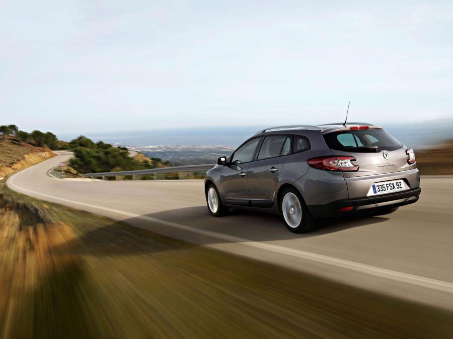 Renault Megane Sport Tourer 2009 года  (фото 17 из 29)